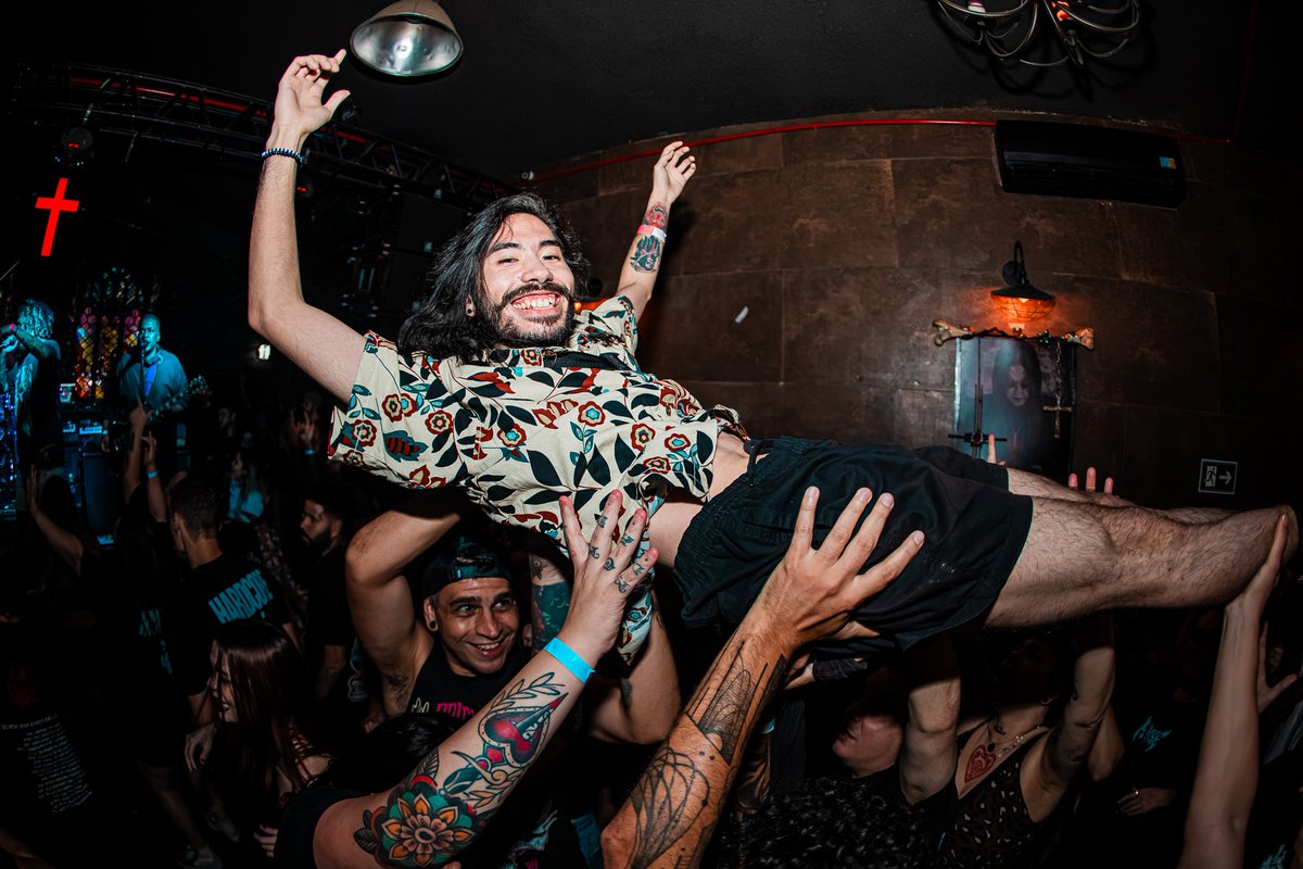 eu só precisava de um motivo pra mudar a foto de perfil que já tava antiga

📸: <a href="/lucasPiruka/">📸 ⚡</a> 🧙‍♂️