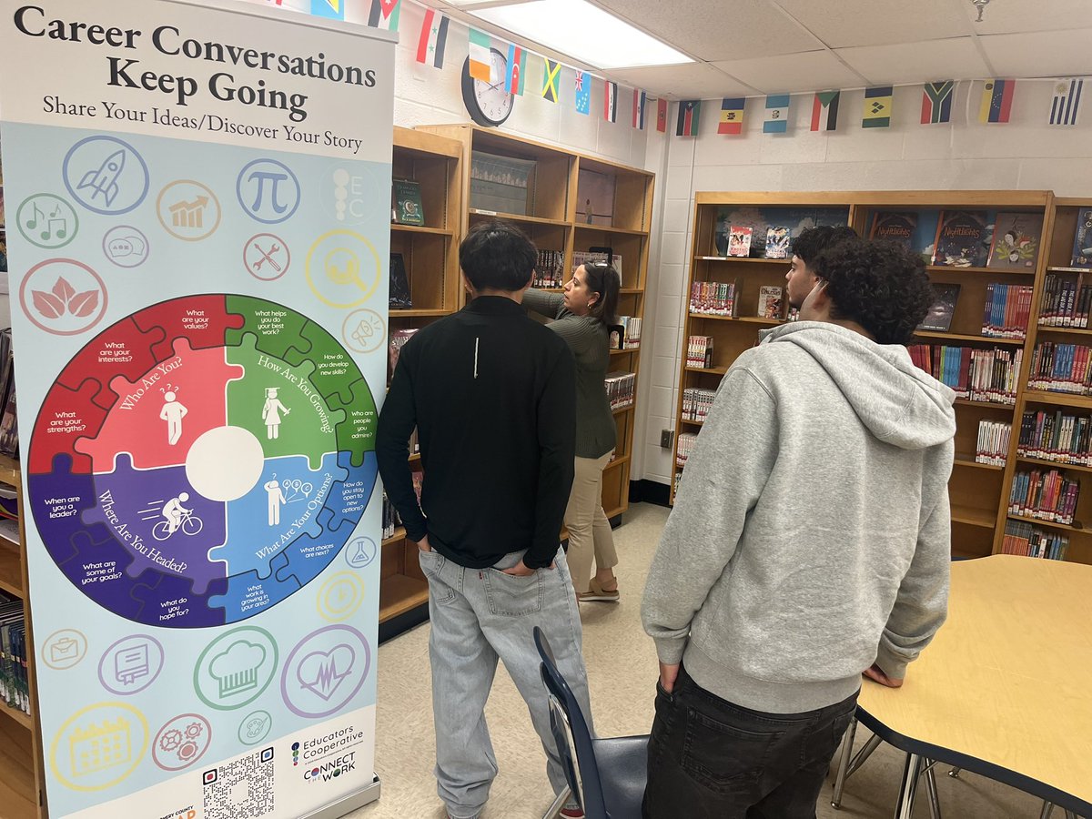 mcpsEDUCATOR's tweet photo. Work Together Wednesday! Super excited to have volunteers from our feeder school Gaithersburg High School for 3 days a week this semester! Supporting in media center & being mentors to our 6th graders! They will exceed their SSL hours! #giveback #studentservice https://t.co/v1jDh3qDO1