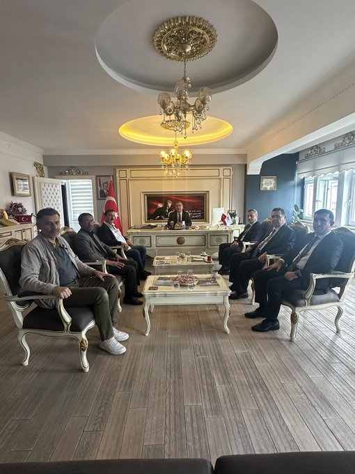 Kaymakam Eşki, Öz Talha Süt Ürünleri Yetkililerini Ağırladı