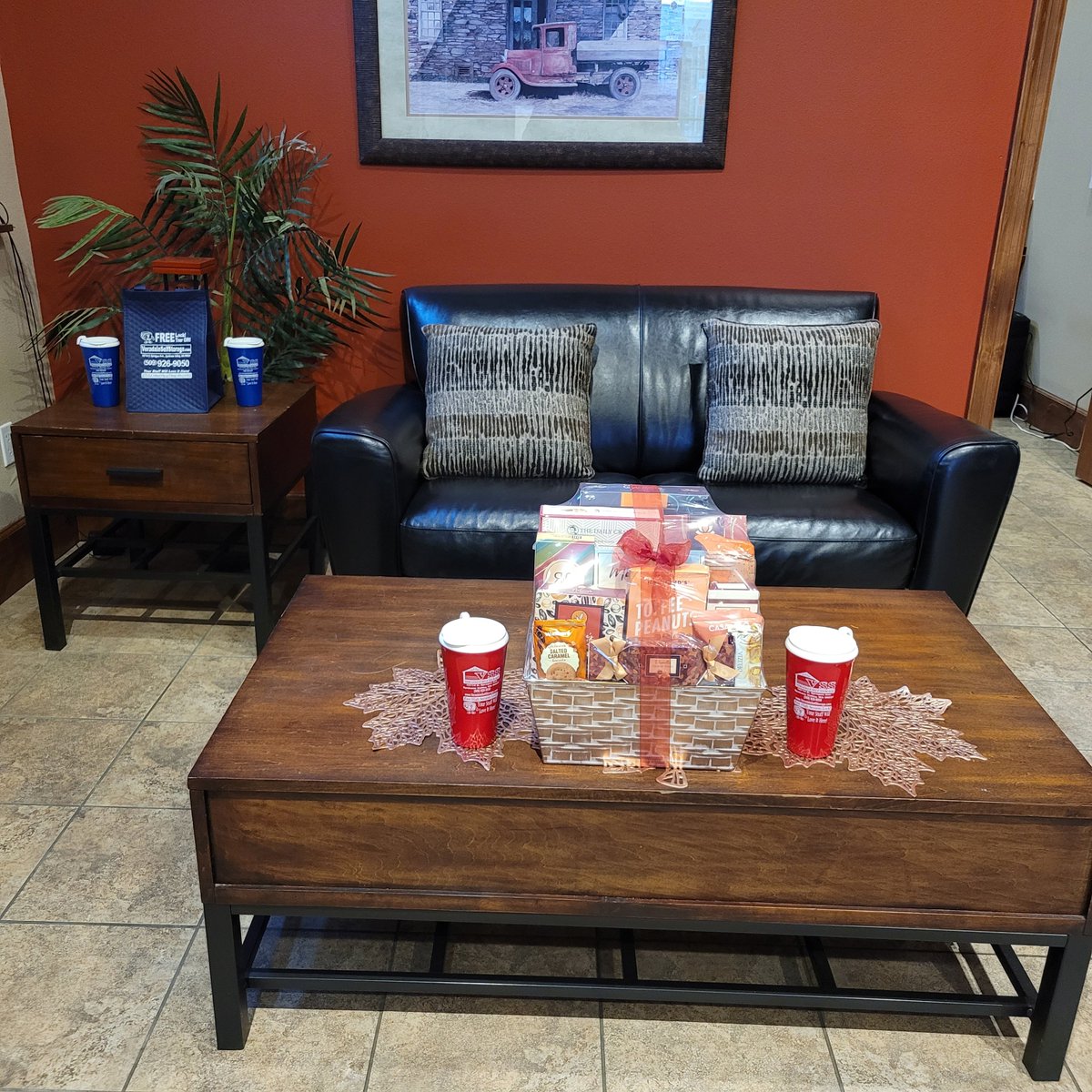 Veradale Self Storage tweet media