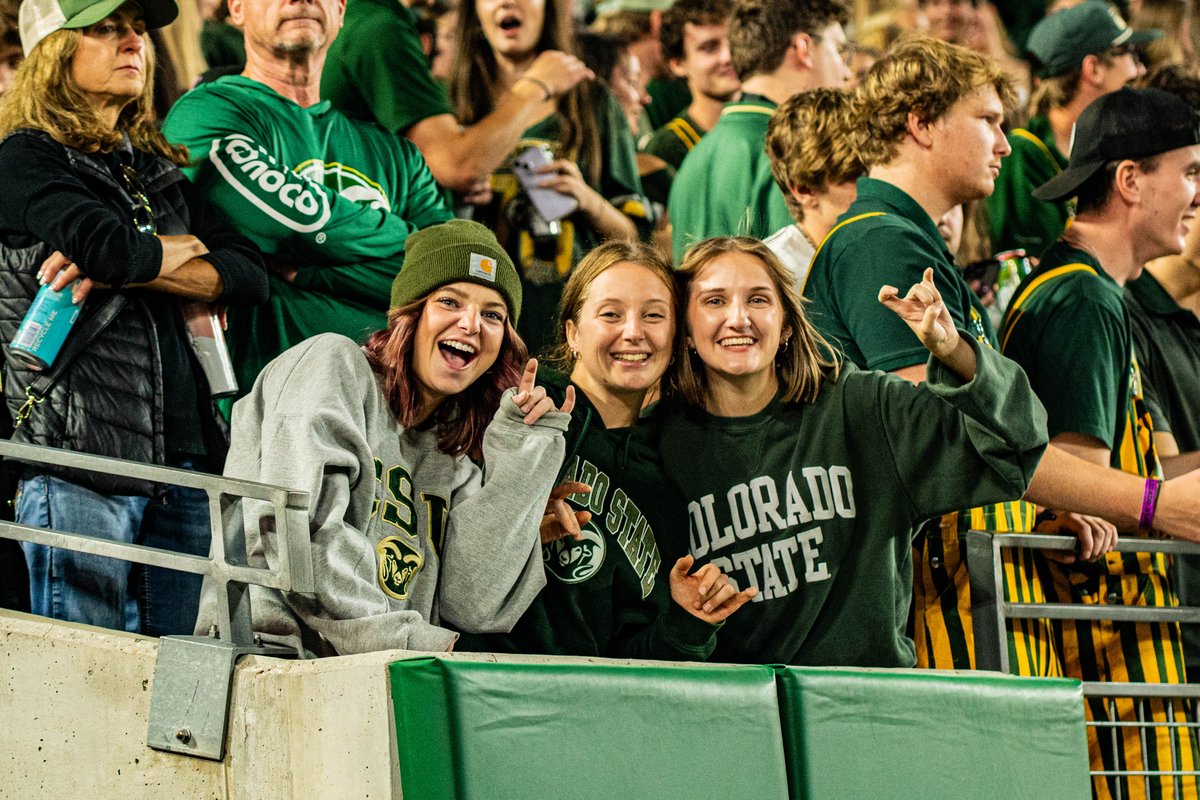 CSUTranspo's tweet photo. This week’s football game is on Friday night, which means repark is on Thursday! 🚗➡️

Double-check your parking plans and transit routes. Visit the article linked for updates to make sure you know exactly where to park and how to get around campus! https://t.co/9MMaG3MTzK https://t.co/CthmEiQJQ8