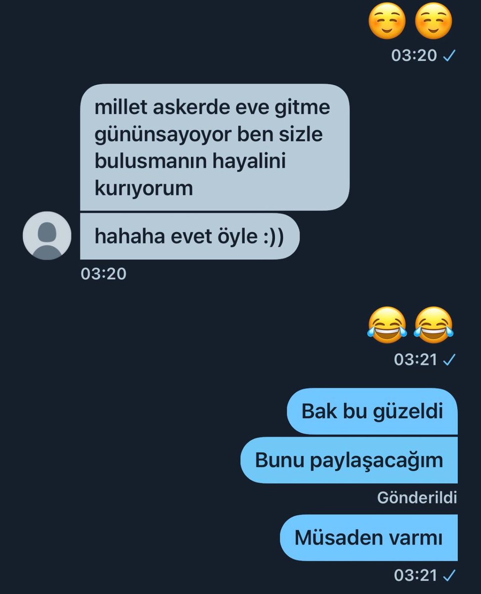 Emrekar1333's tweet photo. Askerleri seviyorum diyorum nasıl sevmeyeyimki gelde sevme böyle diyen birini 😘😘 hayırlı teskereler sen sağsalim gelde bizimle buluşmak kolay 😘😘 https://t.co/qcJB7GMCVu