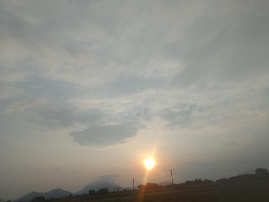 NEWSENSE008's tweet image. Every sunrise is a New beginning
#GoodMorning #sunrise #NewBeginning #sunrisephotography #SunriseDaily