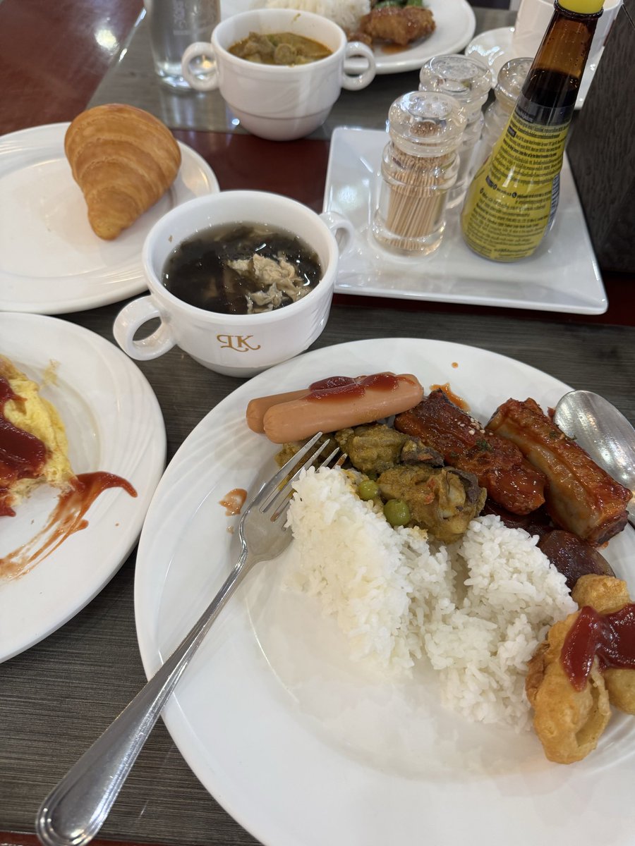 เหมือนยังไม่ได้นอน #พัทยา