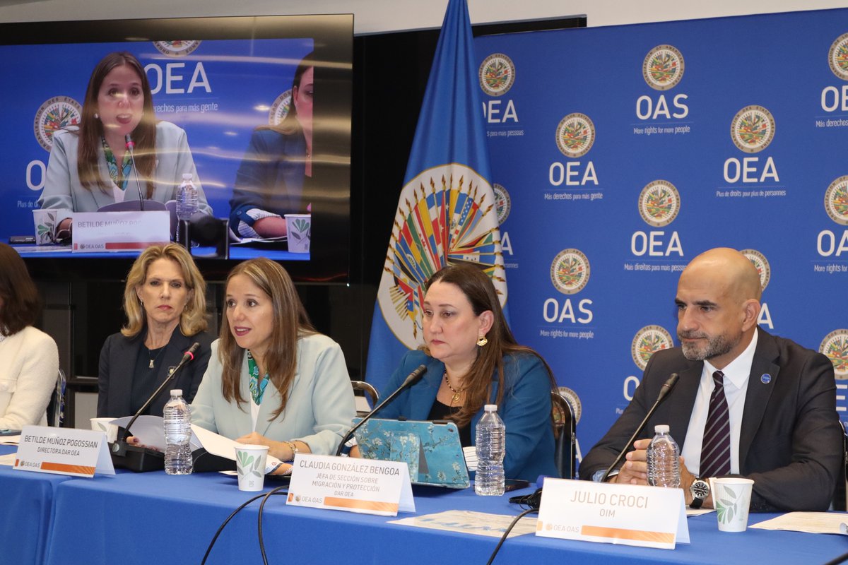 <a href="/BeticaMunozPogo/">Betilde Muñoz-Pogossian</a> Directora de <a href="/OEA_Derechos/">OEA – Departamento de Acceso a Derechos</a>, participó en la apertura del #CursoInteramericano en Migración y Protección destacando el rol de la #OEA en la promoción de los #derechos de las personas migrantes y refugiadas.