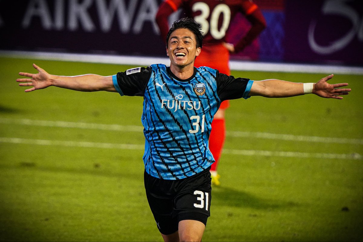 okutsu_0813's tweet image. わかる際さんの得点といえばこのポーズ！！！

#frontale
#ファンウェルメスケルケン際