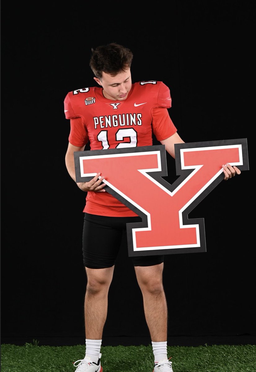 cason_diiulio's tweet photo. Had a great weekend at YSU!  

Thank you to @fbcoachdp / @Coach_Yurcich / @tchiaro02 and all the YSU Coaches, Staff and Players for a great official visit!  

Excited and looking forward to January!! Go Guins🐧🐧

@ysufootball @TheLueFB @LutheranEast @CoachCurtain216 @BradMaendler @C_Westbrooks @MunchCleveland