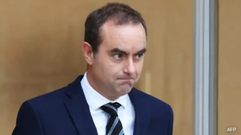 Outgoing French PM Says New Premier To Be Named In Next 48 Hours
ndtv.com/world-news/out…