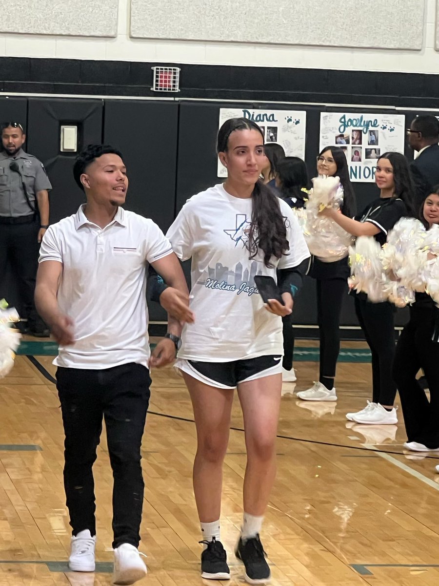 Molina Football tweet media