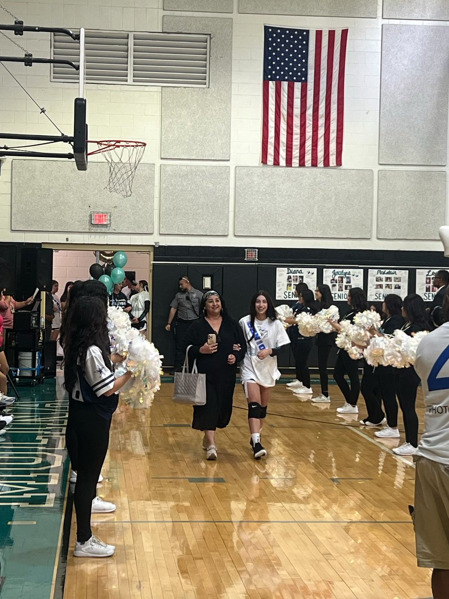 Molina Football tweet media