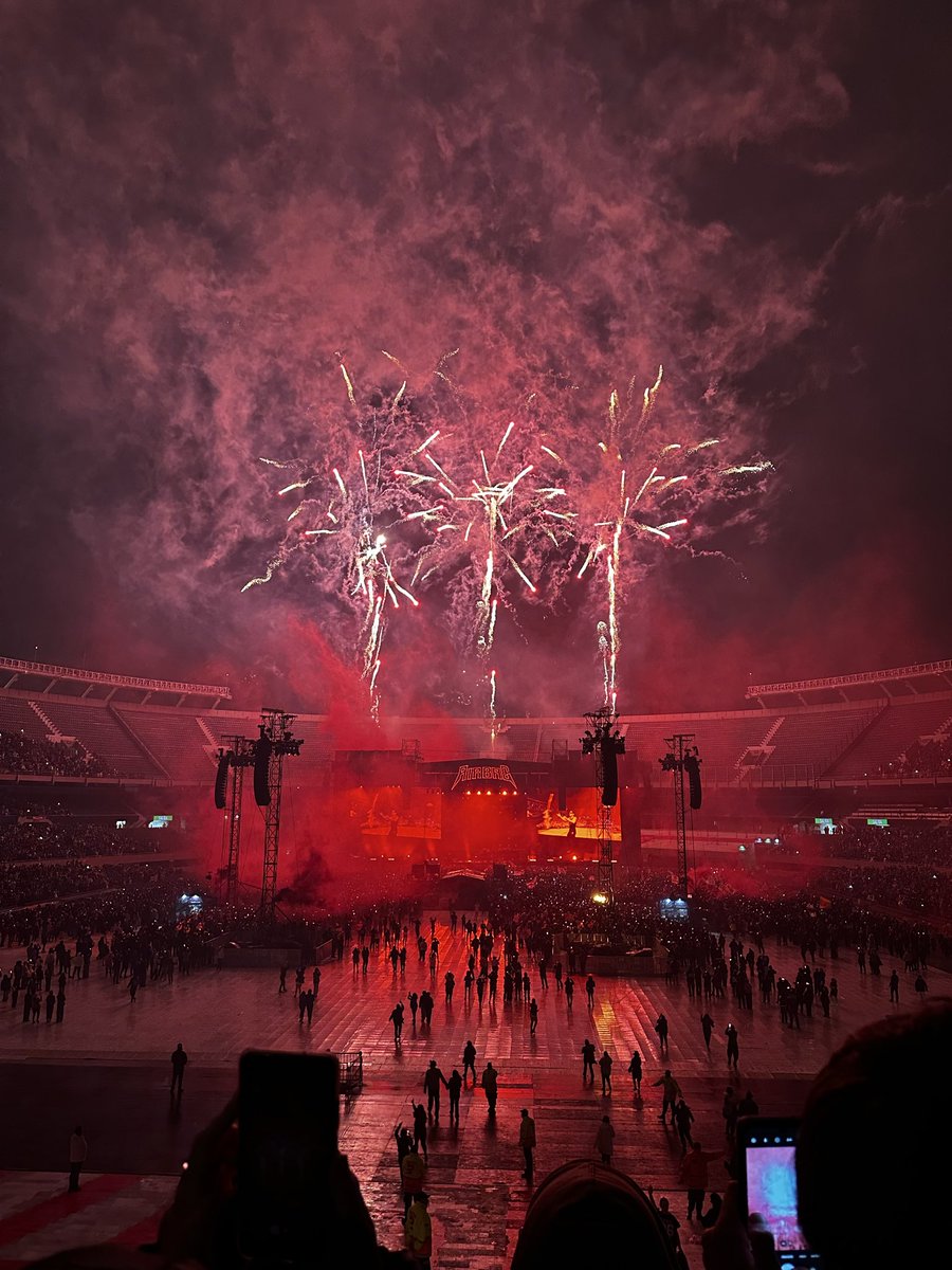 jobascones's tweet photo. Todo fue fiesta🏟️ https://t.co/1DX6qWLypA