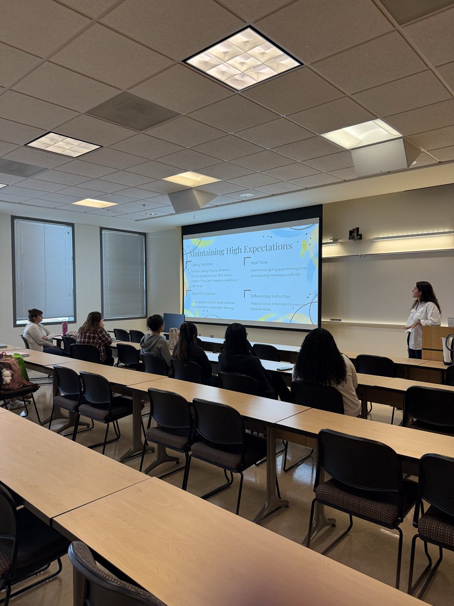 Elisabeth Halici tweet media