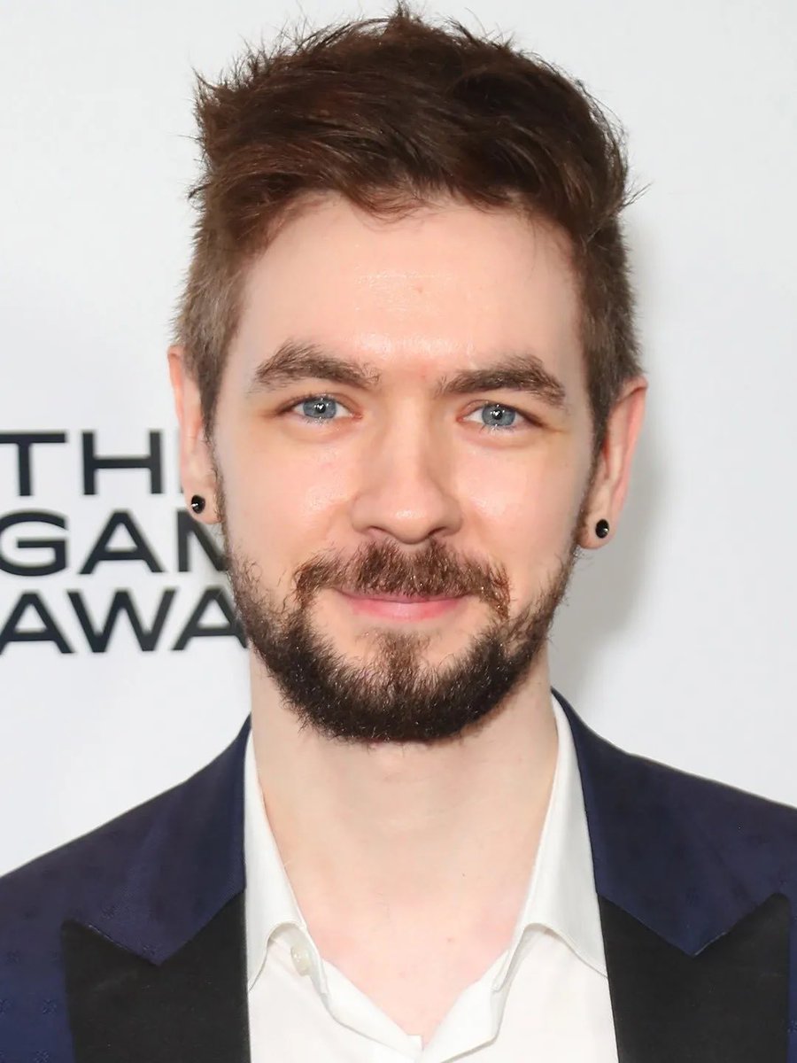 xz00tic's tweet photo. @Carviz_ @Zedd Add Jacksepticeye https://t.co/ceWd2bpFTf