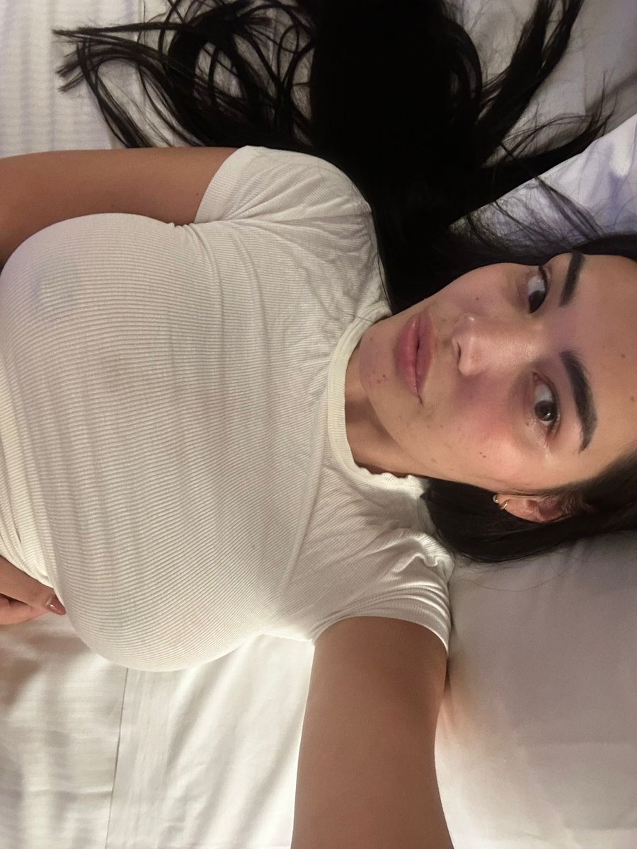 mimi tweet media