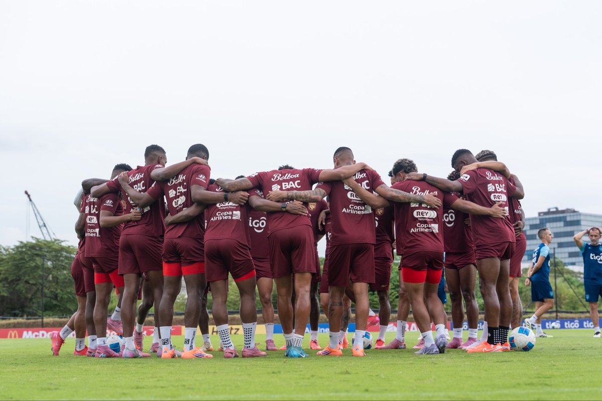 ¡GRUPO COMPLETO ✊🏽!

La selección #PanamáMayor 🇵🇦 ya tiene su grupo completo para su partido de este viernes por la Fase Final de las Eliminatorias Mundialistas 🆚 El Salvador 🇸🇻.

Los detalles ▶️ bit.ly/4gZu1Mp

#MásPanameñosQueNunca 🇵🇦