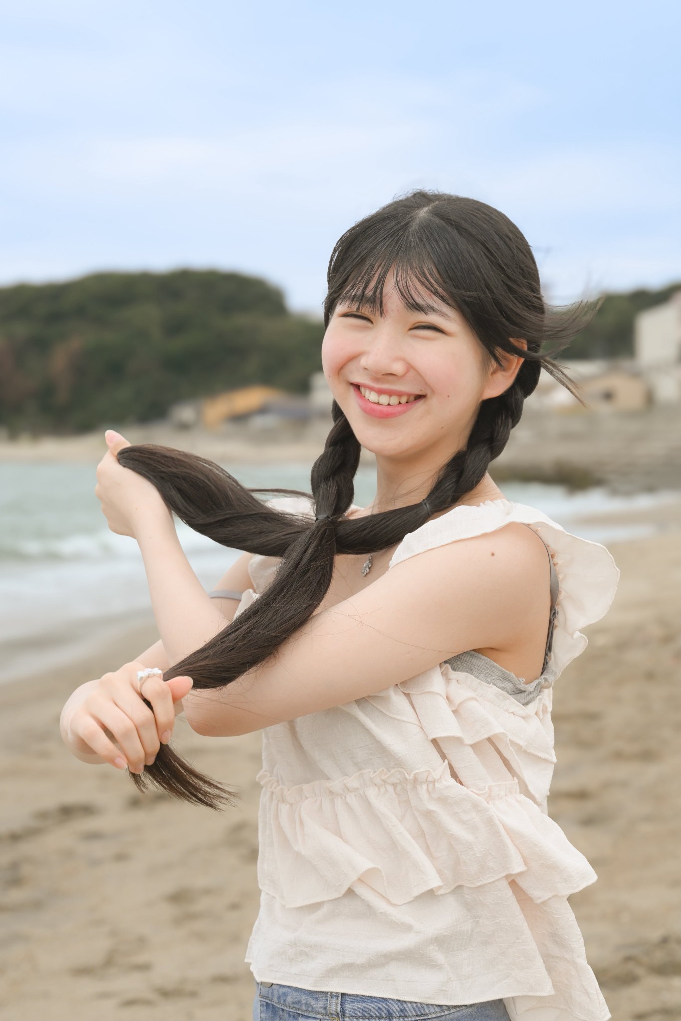 俵小百合、俵有希子、岡本奈月、飯田里穂、中村有沙、大島優子などのカード