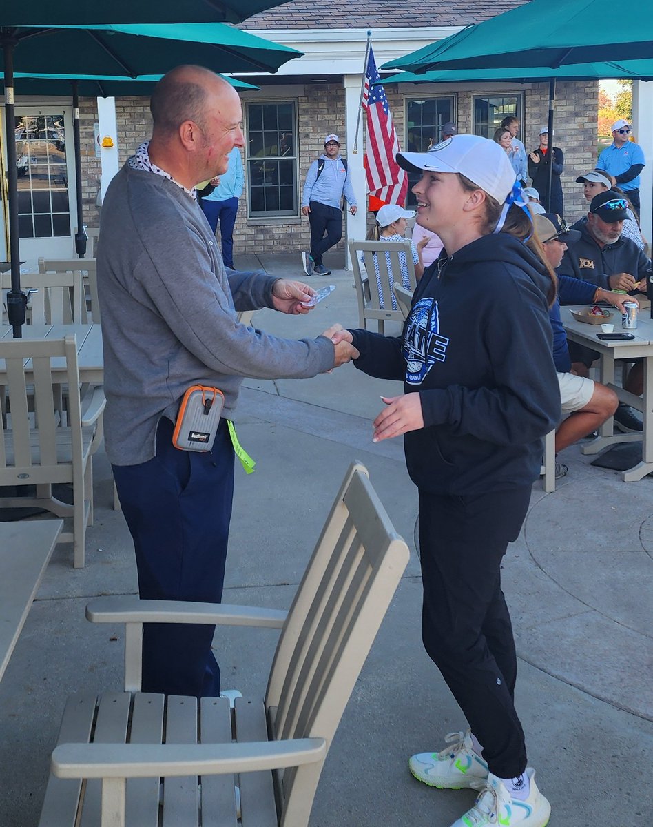 BCLancerGolf's tweet photo. A lot can be learned by playing BC golf, resiliency is one of them. Abbie Welch started her round with a hiccup on hole 1 (a triple). She played 3 over par the rest of the day, an AMAZING 2 under par on the back 9. She is our leader! #LancerBounceback 
@BCHSAAD @BCHS_SDE https://t.co/VYl2JOmBFU