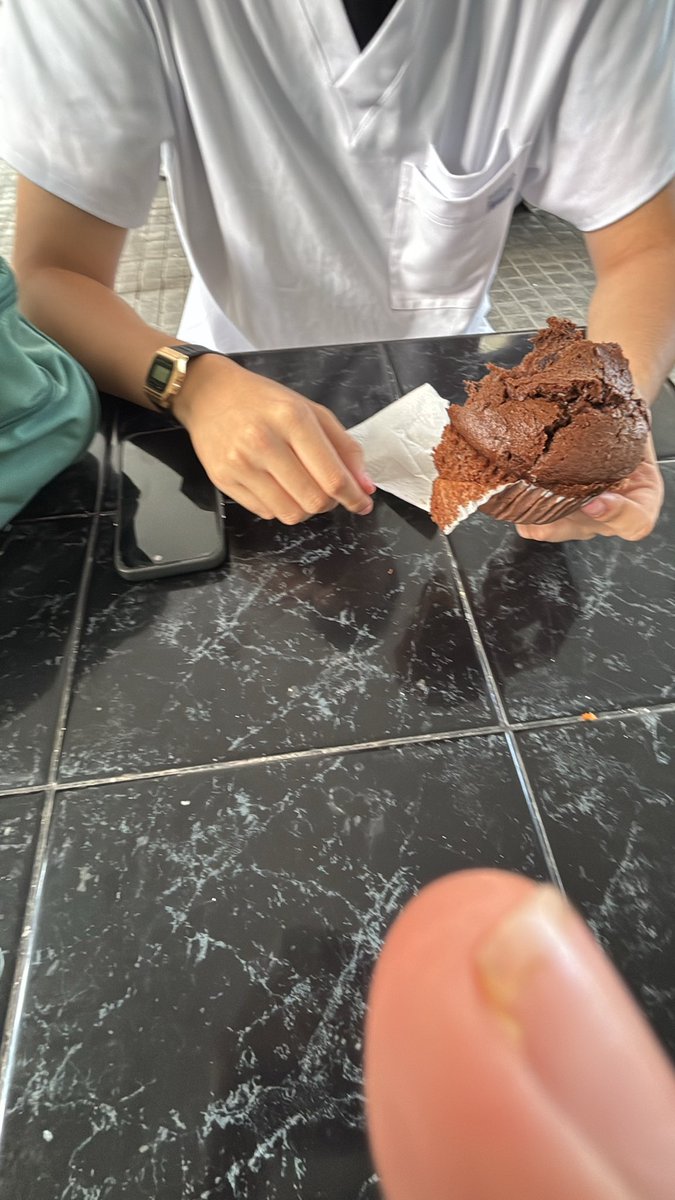 COMO UN G tweet media