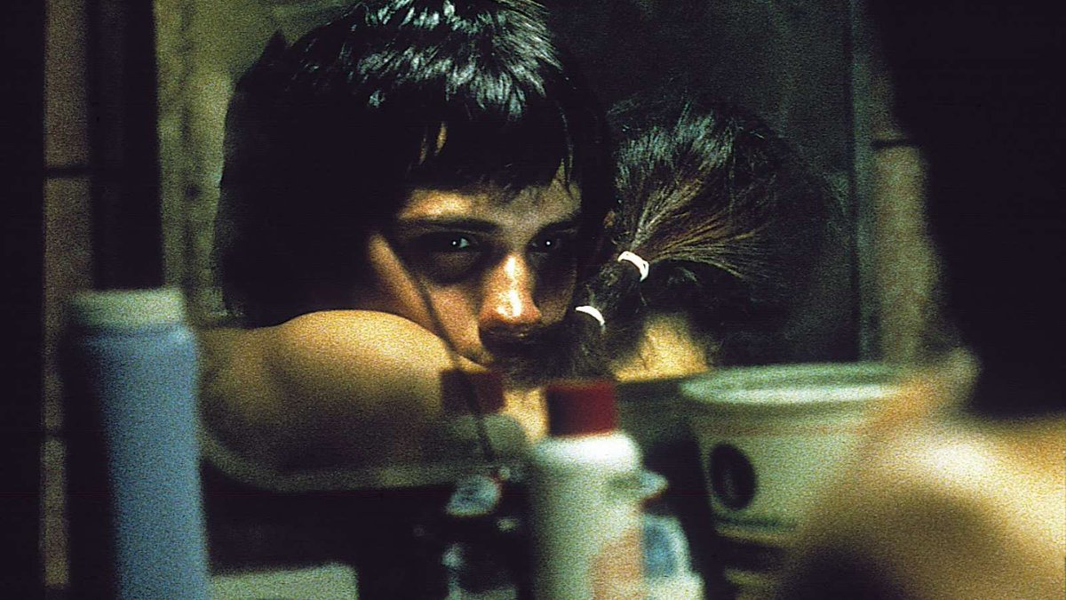 AnaidMJ's tweet photo. "Porque también somos lo que hemos perdido". 
#AmoresPerros #25Años https://t.co/d2zVhkqjA6