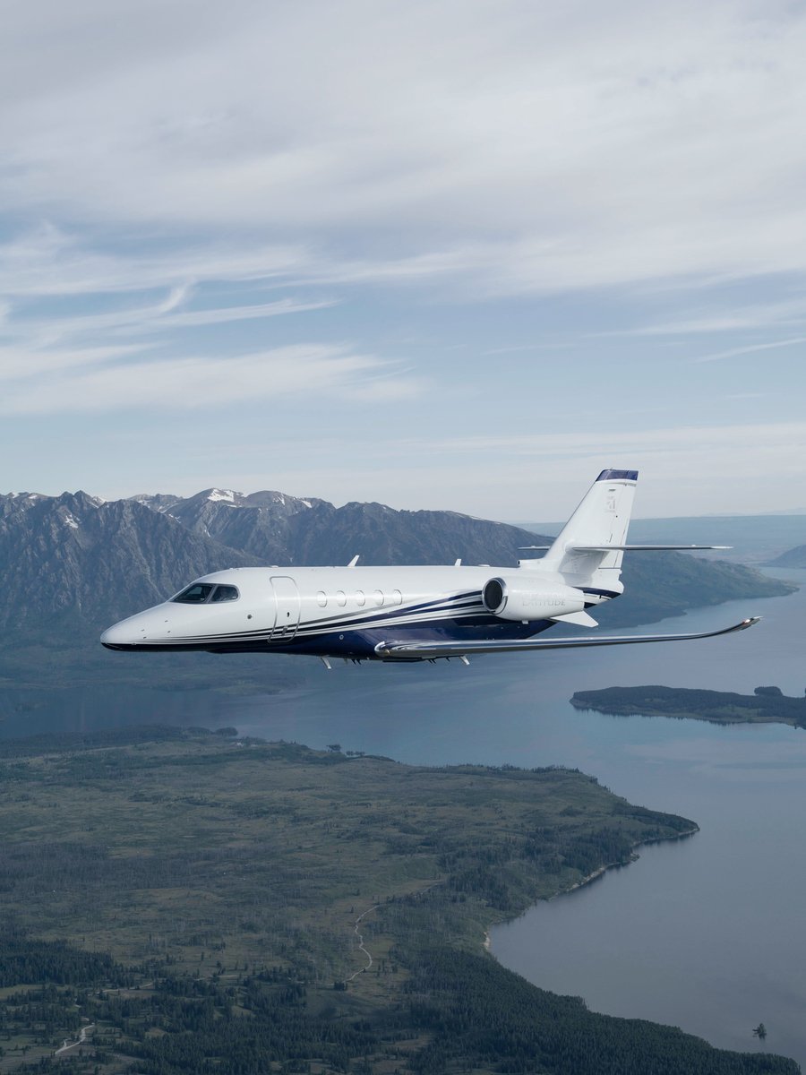 Cessna's tweet image. Designed to elevate your goals 🛫

#cessna