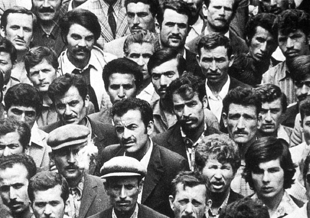 mehmetcakir_61's tweet image. CHP&apos;nin                                 Ak Parti&apos;nin 
Almanya&apos;ya.                          Almanya&apos;ya 
Gönderdikleri👇           Gönderdikleri 👇