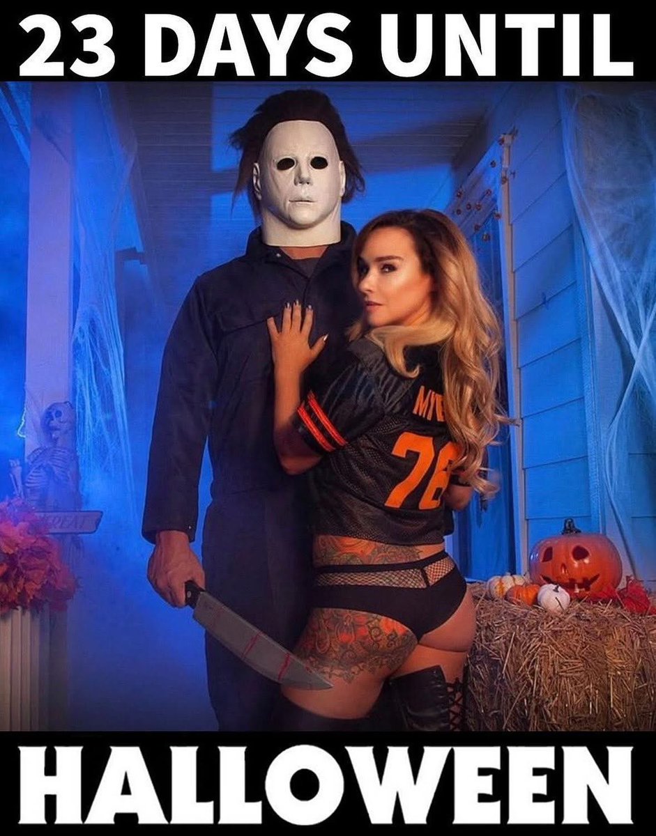 23 Days Until Halloween 🎃 
#halloween2025 #michaelmyers🎃🔪