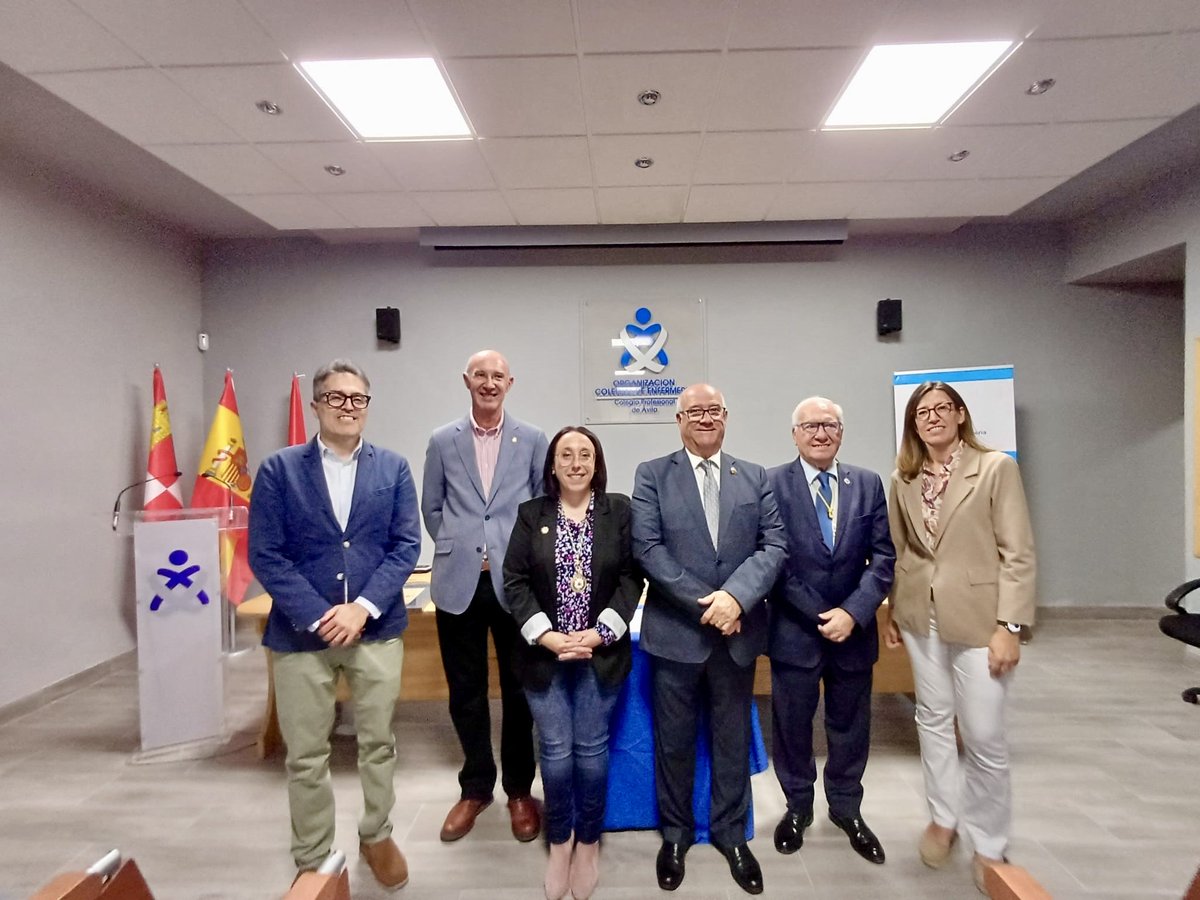 La presidenta del COF Ávila, Marta Terciado, ha asistido a la toma de posesión de la nueva Junta del Colegio de Enfermería de Ávila, presidida por Jenifer Marcos.

🤝Enhorabuena y mucho éxito en esta nueva etapa.Farmacéuticos y enfermeros de la mano en beneficio de los abulenses.