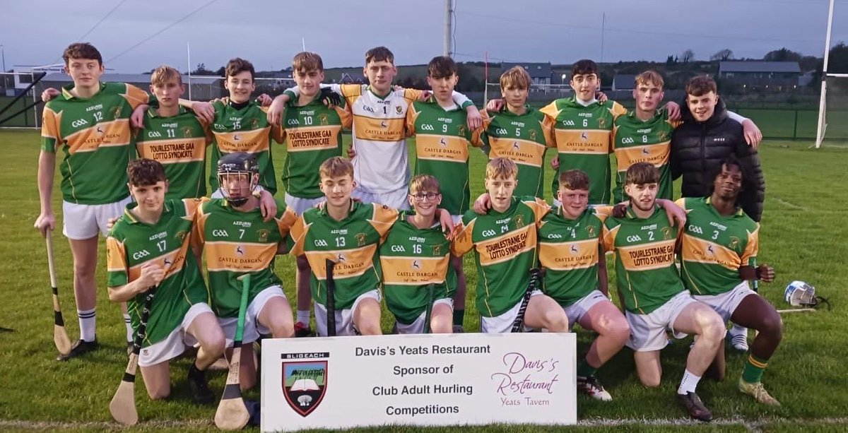 sligogaa's tweet photo. The 2025 @YeatsTavern U18 Hurling Championship Shield 🛡️ Champions are @TourlestraneGaa who overcame @CStrandhill in a very entertaining game this evening.  Pictured Tourlestrane Captain Luke Kirrane receiving the Shield from Coiste na nOg’s Michael Larkin and both teams https://t.co/aWE8aSWfoe