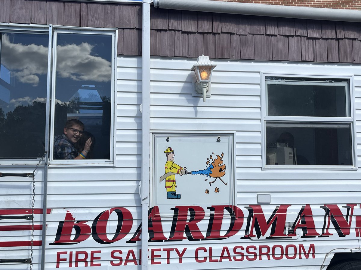 GES_Cougars's tweet photo. Thanks to the Kempton Fire Company for coming to GES for Fire Safety Week! Today &amp; tomorrow GES students will get to experience a smoke simulation in the smoke house. They will also be learning about the gear that firefighters wear and use. #GESCougars #Firesafetyweek https://t.co/4KwAmWhsS0
