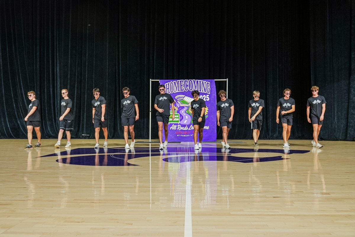 KStateAlumni's tweet image. There's something magical about the night of Wildcat Request Live ✨
#KStateHC #KState #KansasStateUniversity #Wildcats #PurplePride
