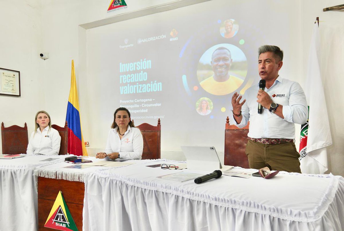 InviasOficial's tweet photo. #AEstaHora en #Cartagena, se reúne la viceministra de Transporte, @LilianaOspina18 y el director del invías (e), @jhonjairogb, con alcaldías y gobernaciones de Atlántico y Bolívar⬇️ https://t.co/bwxd2aRZGV