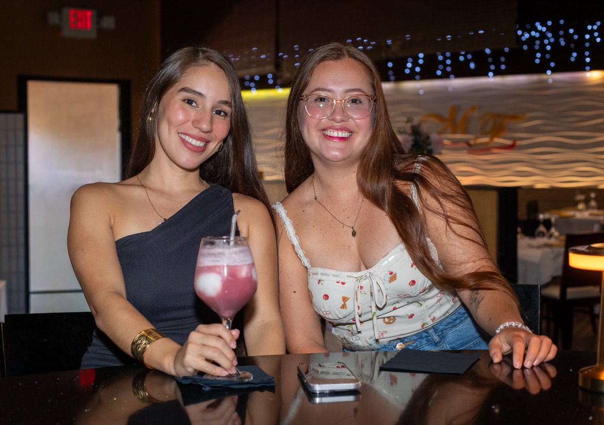 🍸 Wednesday cocktails at Mamma’s Bar.
Let the evening find you surrounded by laughter, friends, and Italian flavors by the marina.
✨ Happy Hour 4–7 pm · Wednesday to Friday
👉 Come share a toast with us.

#happyhour #cocktails #friendsnight