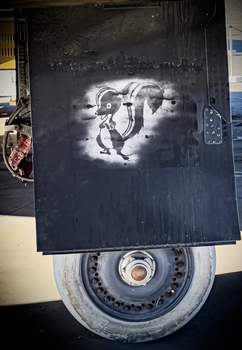 JGrunsell's tweet image. Skunkworks Mic drop. @bee_beesupercub @boomers_ass @webflite @F111Driver @MrFindYourPlane @SwaggerjackProd @thenewarea51 @thatcococat @JasonZicker @SFJET147