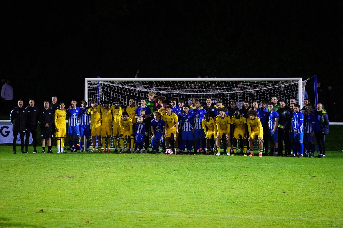wwfcofficial's tweet image. A fantastic evening with fantastic support👏

An official attendance of 1237!