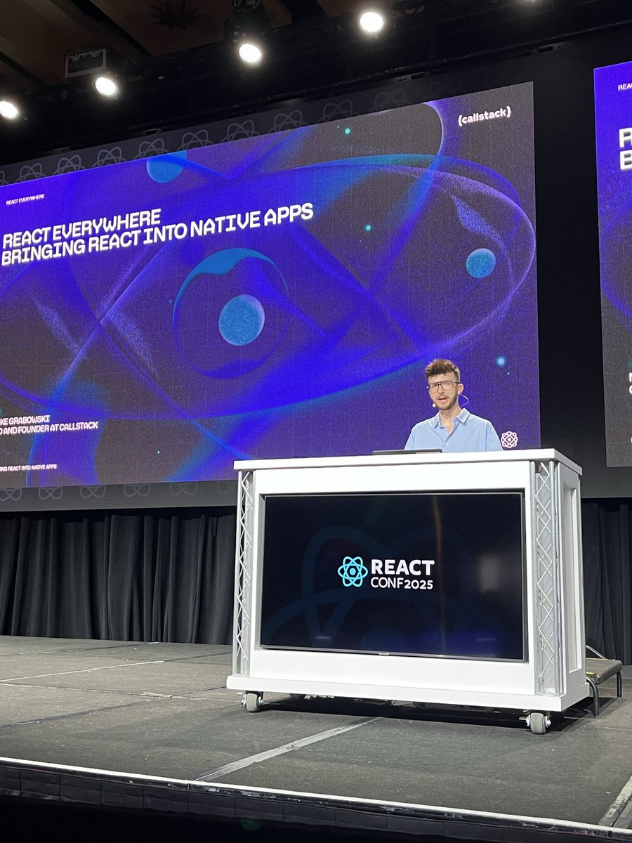 Danny_H_W's tweet image. Great overview of React Native from @grabbou