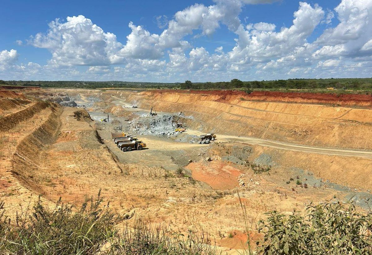 ResourceWorld's tweet image. TRX Gold Announces Preliminary Q4 2025 Results - resourceworld.com/trx-gold-annou… #ResourceWorld #resourceinvesting #miningnews #mining @TRXGoldCorp
 #TRXGold $TRX.to $TRX #gold #goldmining