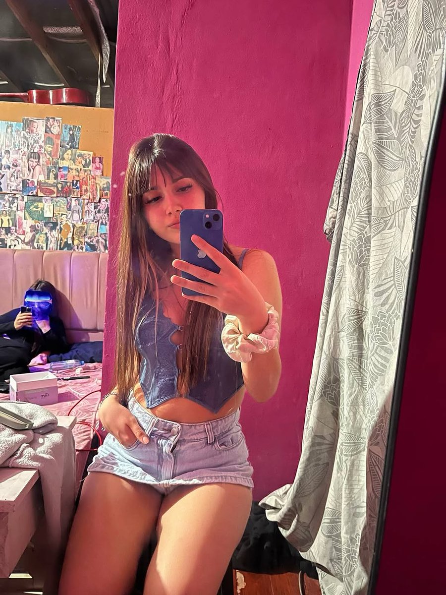 SexyVestidos's tweet image. Fotitos para el novio 💏