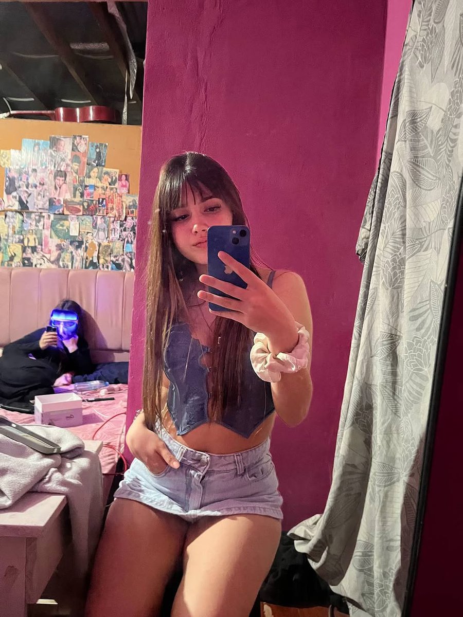 SexyVestidos's tweet image. Fotitos para el novio 💏