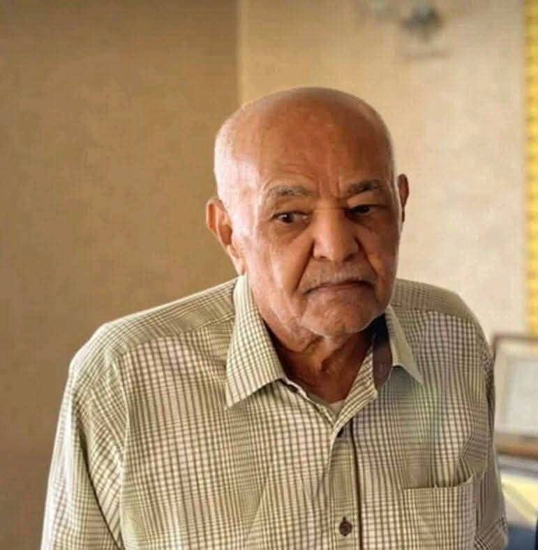 #أصدق مسؤول يمني عرفه تاريخ اليمن عرفتو منهو 
بعد الانعزال ماعاد فيه واحد اعلامي تحدث عنه ليش كون الإعلام حقنا يتبع اشخاص لايخدم المواطن فاصبح من المهمشين للأسف الشديد