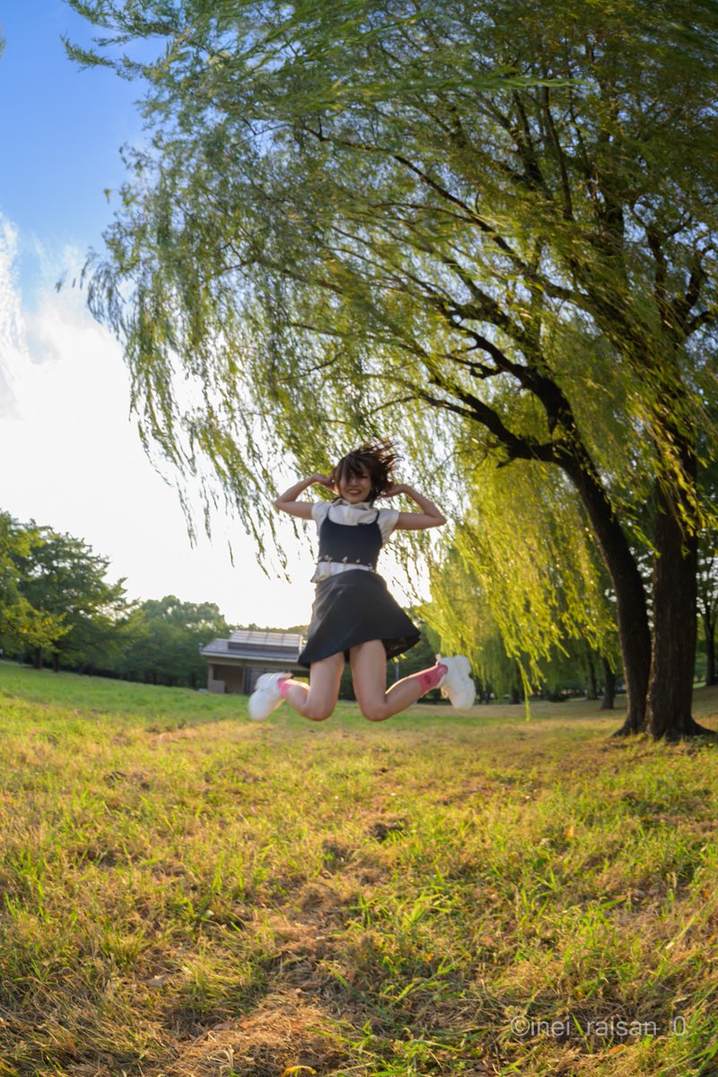 静と動

Camera:たまさん（<a href="/inei_raisan_0/">inei_raisan陰翳礼讃【たま】</a>） 
#魚眼レンズ の日

Model:#被写体来夏

#photography #ポートレート写真 #写真好きな人と繋がりたい #東京モデル #さいたまモデル