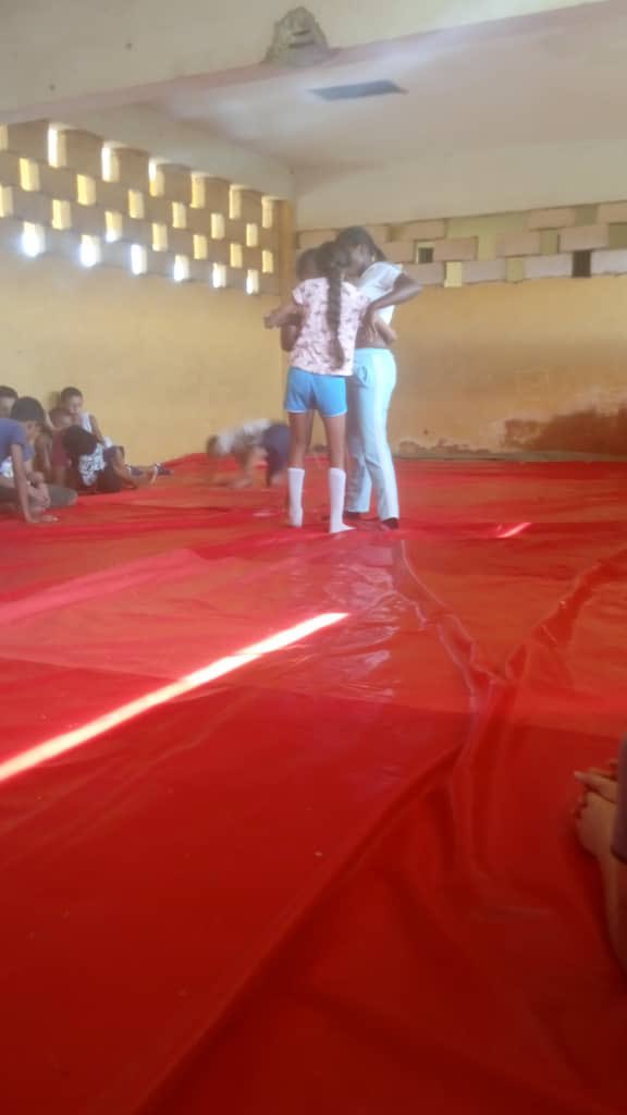 Práctica laboral de deporte de la estudiante de IV año curso diurno Jenifer Terrero de nuestra <a href="/CulturaFisica/">Facultad de Cultura Física,Isla de la Juventud</a> de la <a href="/uij_jmo/">Universidad JMO</a> en el deporte de judo 🥋 en nuestra #IslaDeLaJuventud <a href="/RivesYadir80531/">yadira rives fernandez</a> <a href="/NoelMel03027189/">Noel Melendez</a> <a href="/FeuUij/">Presidencia FEU UIJ</a> <a href="/uij_jmo/">Universidad JMO</a> <a href="/CubaMES/">MES</a>