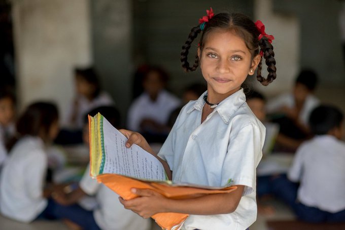 KentPage's tweet image. &quot;All I have learned, I learned from books.&quot; ~Abraham Lincoln 

Please retweet if you agree w/these #SundayThoughts &amp;amp; that #EducationCannotWait for any child.

#KeepHopeAlive @stateprm @spainmfa @noradno @canadadev @fcdoeducation #222MillionDreams✨📚