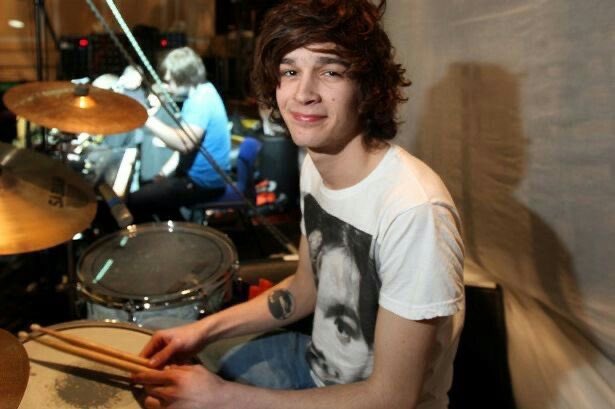 CH4NGE0FHE4RT's tweet image. i love him endlessly