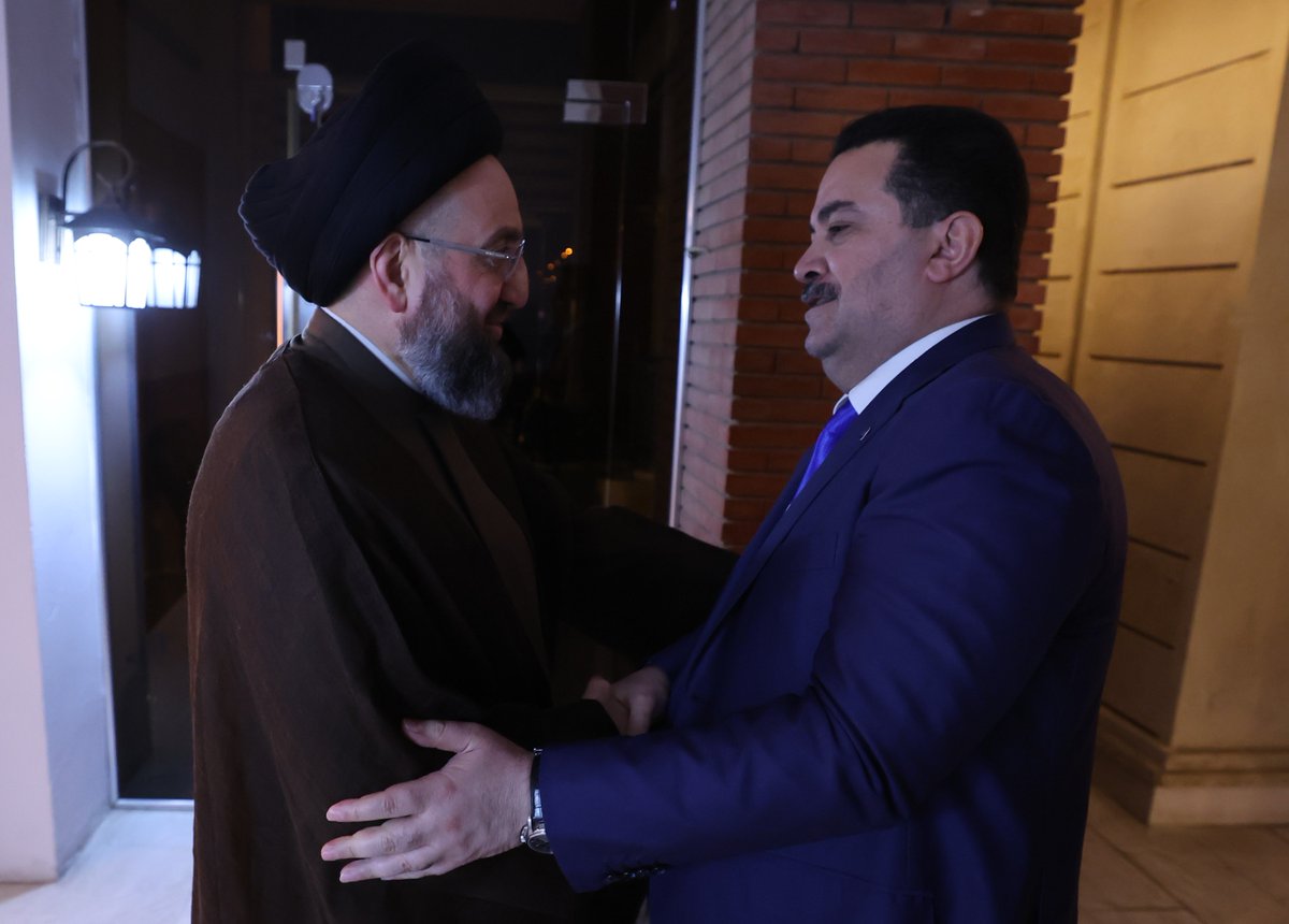 Ammar_Alhakeem's tweet photo. تداولتُ مع أخي دولة رئيس الوزراء الأستاذ محمد شياع السوداني، تطورات الأوضاع السياسية والعامة، ونتائج اللقاءات التي أجريتُها مع القادة الكرد خلال زيارتي لإقليم كردستان، بالإضافة إلى الاستعداد للانتخابات القادمة وأهمية توفير المناخات الآمنة، ومواصلة الجهد الأمني لضرب أوكار الإرهاب. https://t.co/nJeJf0d1an
