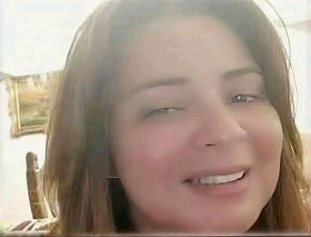 دول اللي دايما يخبطوك بالعربيه وينزلوا يقولوك انت ما تعرفش انا بنت مين ومرات مين يا حيوان يا متخلف 🙎🏼‍♀️