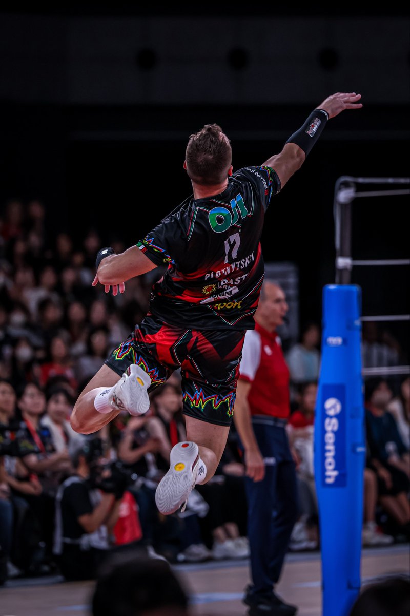 puutyo0000's tweet image. WORLD CHALLENGE SERIES 2025 
サントリーサンバーズ大阪 vs SirSafetyPerugia
📍 東京有明アリーナ
2025.10.8
#wcs2025 
#OlehPlotnytskyi
#オレフプロトニツキー
#SirSafetyPerugia
#BlockDevils