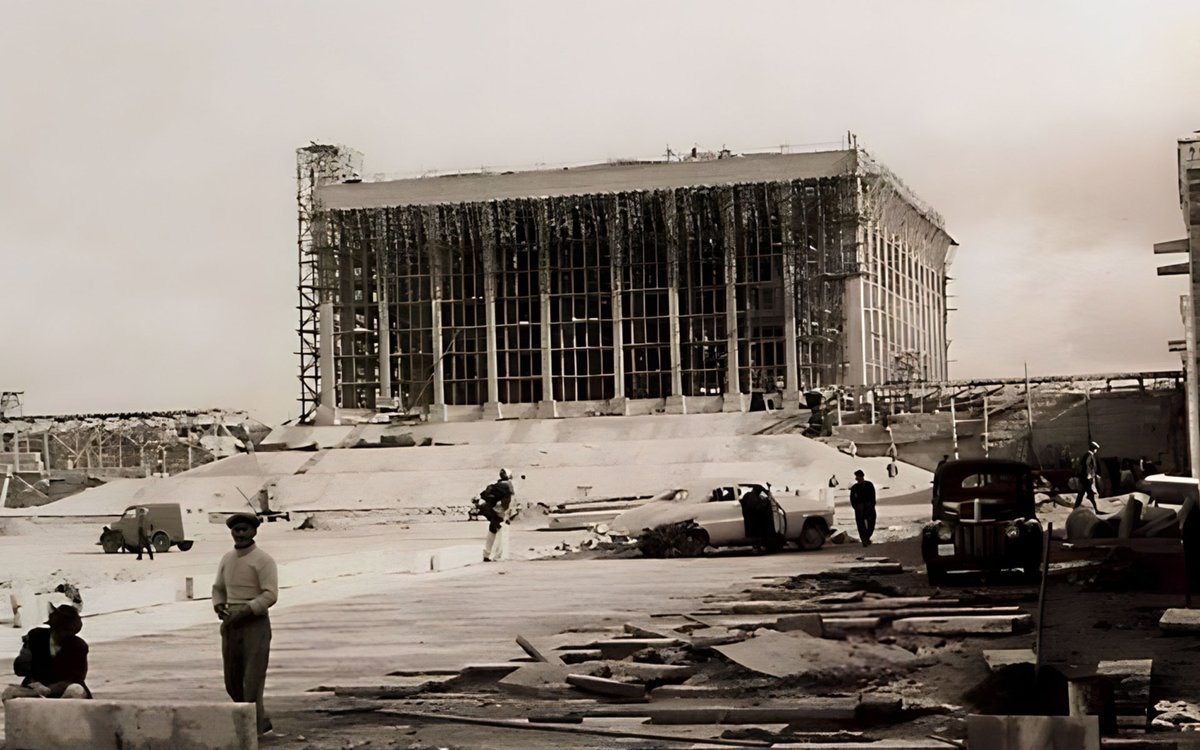 TARİHTE BUGÜN | 81 yıl önce bugün, dönemin Başbakanı Şükrü Saraçoğlu tarafından Anıtkabir'in temeli atıldı.