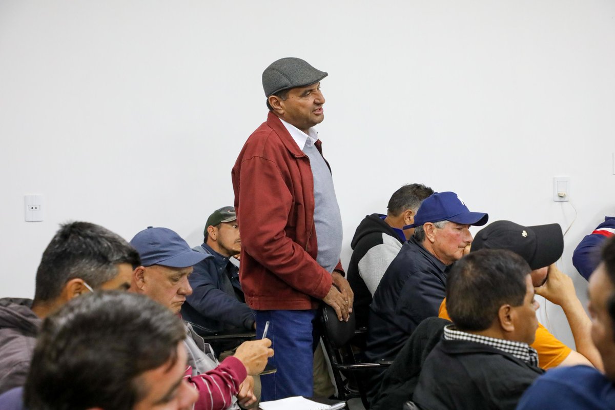 JavierGimenezGZ's tweet image. Importante jornada con cañicultores en Troche.
El Paraguay que queremos lo construimos entre todos, buscando siempre el bienestar y el crecimiento de esta gran nación.