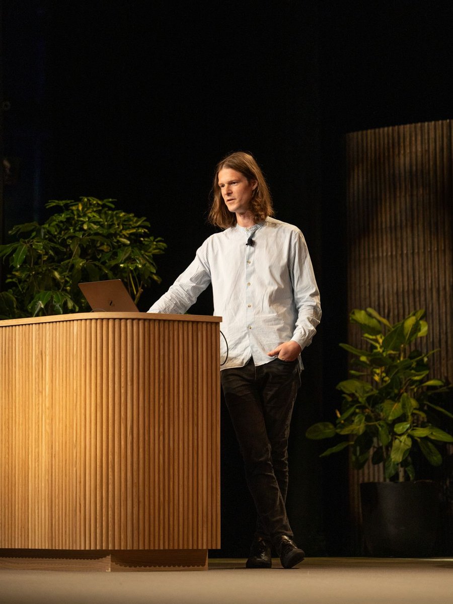 We're all concerned about AI slop but after working on <a href="/charlielabs_ai/">Charlie</a> for three months, I'm convinced that the quality of AI-generated codebases will rapidly supersede the quality of hand-written codebases. 

Watch our founder, <a href="/rileytomasek/">riley tomasek</a>, present on many of the ways you can