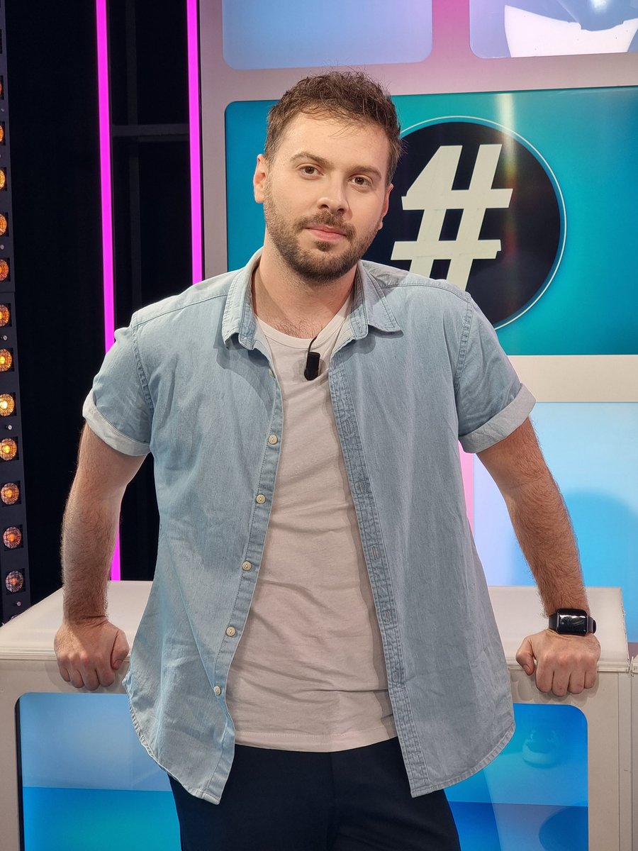 Newtiteuf's tweet image. J'ai rejoint l'aventure @GameOne il y a 5 ans, et plus qu'une équipe j'y ai trouvé une famille. C'était un rêve pour moi de partager l'antenne avec @Marcuszeboulet, et c'est devenu une réalité, puis même une réelle amitié. Comme avec chacun des animateurs de la chaîne ❤️

La…